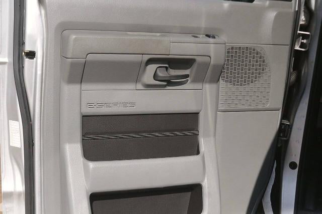 2014 Ford Econoline Wagon XL