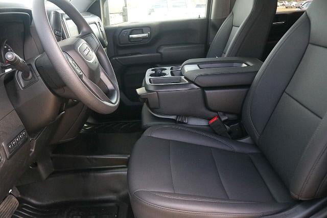 2024 GMC Sierra 3500 HD Chassis Cab Pro