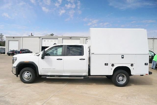 2024 GMC Sierra 3500 HD Chassis Cab Pro