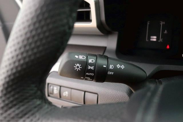 2024 Toyota Tacoma 4WD SR5