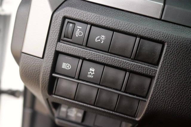 2024 Toyota Tacoma 4WD SR5