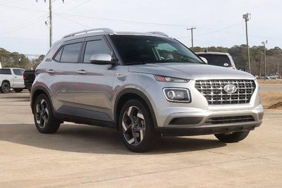 2023 Hyundai Venue SEL