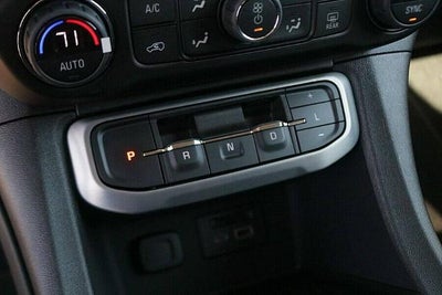 2022 GMC Acadia SLT