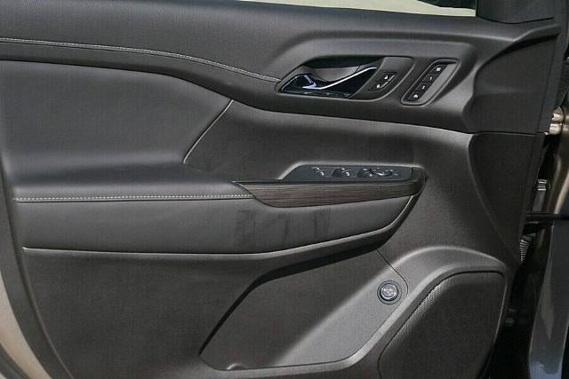 2022 GMC Acadia SLT